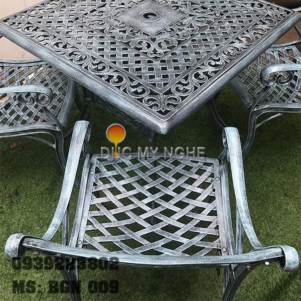 Bàn ghế nhôm đúc BGN 009